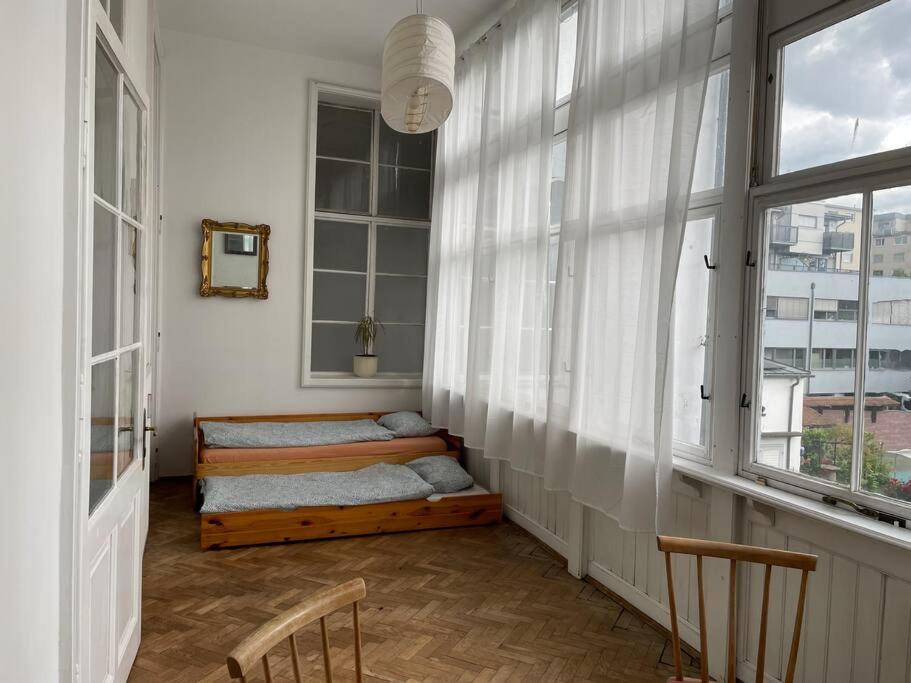 Geraeumige Altbauwohnung Im Zentrum Graz Exterior foto